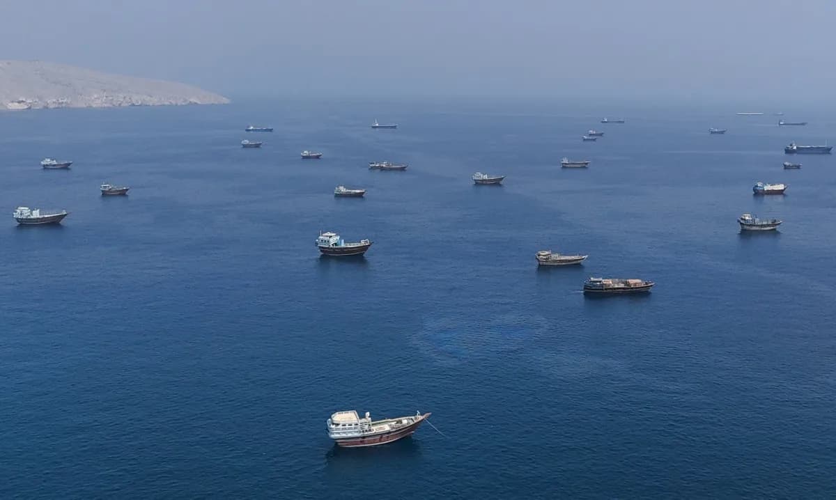 Oil Prices Decline as Asian Markets Show Mixed Performance