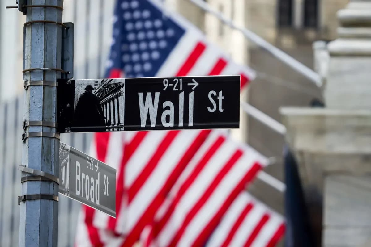 U.S. Stock Markets Decline Amid Rising Oil Prices and Long-Term Treasury Yields